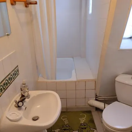 F1 Cosy Montmartre Avec Balcon Apartment